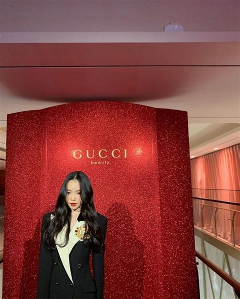 apink gucci